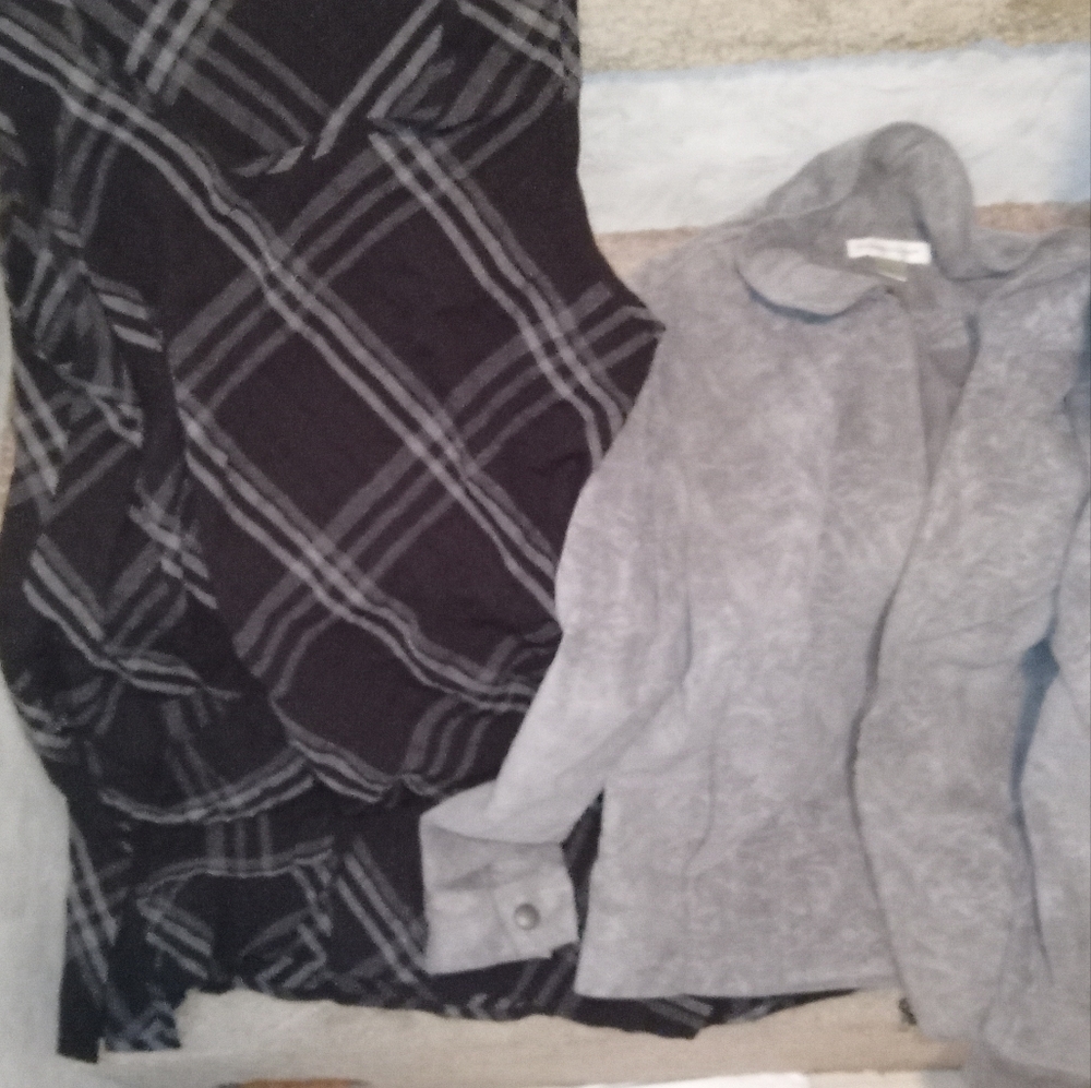 Clothes - Picture 8 of 16